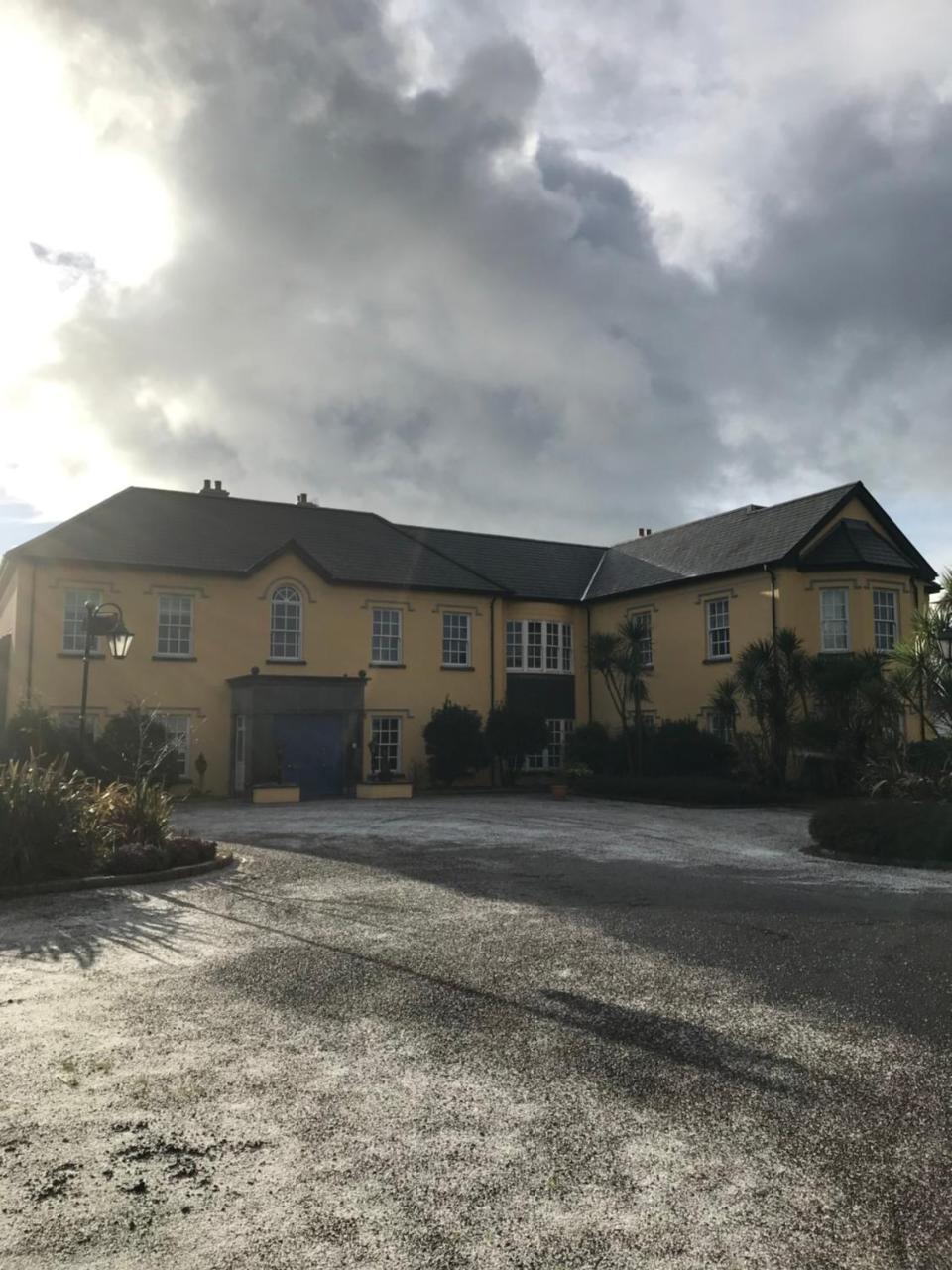 Emlagh House Hotel Dingle Bagian luar foto